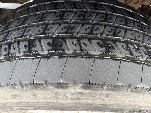 Flatbed truck Volvo FM 380 8X2 Palfinger 35000 bis 25 Meter