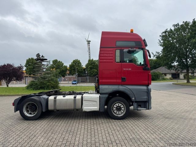 Standardni tegljač MAN TGX 18.460 4x2   Schlafkabine