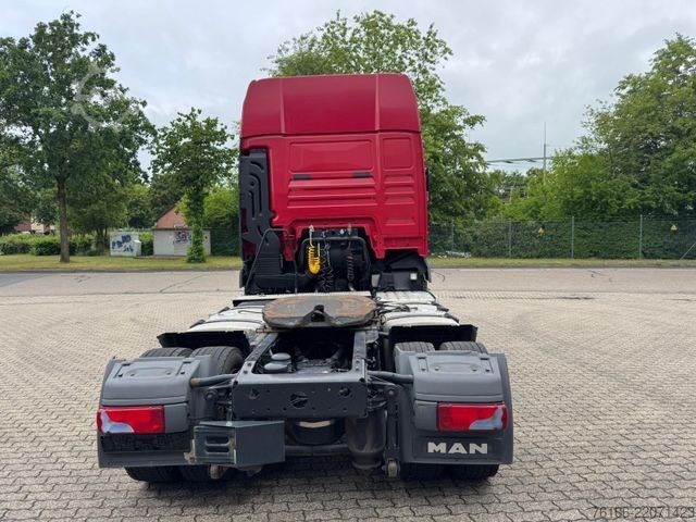 Standardni tegljač MAN TGX 18.460 4x2   Schlafkabine