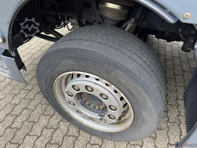 Standardni tegljač MAN TGX 18.460 4x2   Schlafkabine