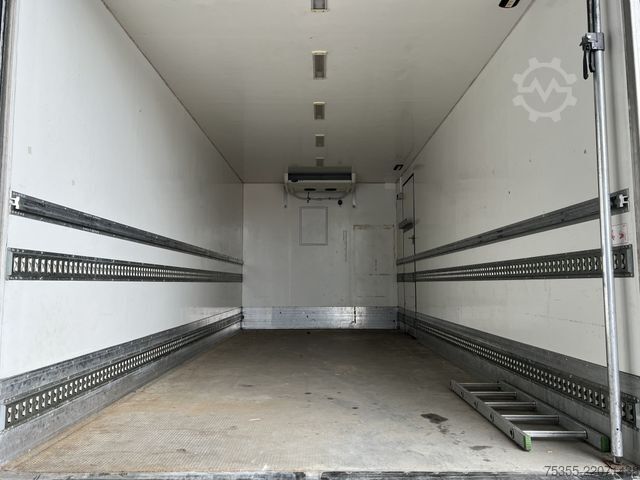 Autoutilitară frigorifică MERCEDES-BENZ Atego 816 6mCarrier Xarios 500 Diesel+StromEuro6