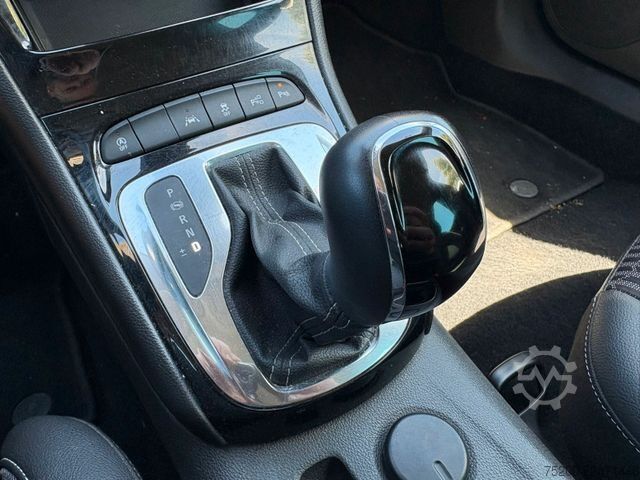 Μίνι λεωφορείο OPEL Astra 1.4 Turbo Sports Tourer/LED/Kamera/Klima