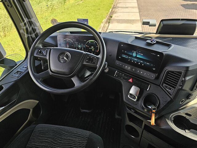 Estándar-SZM MERCEDES-BENZ ACTROS 1853 LS MP5 RETARDER 2X TANK