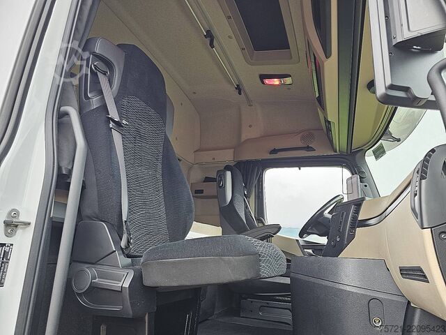 Standard-SZM MERCEDES-BENZ ACTROS 1845 LS MP5 RETARDER 2X TANK
