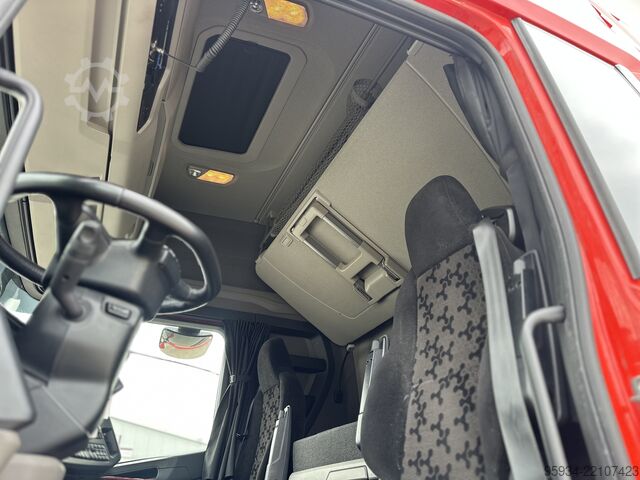 Standard nyergesvontató SCANIA 530S FULL PNEUMATIC