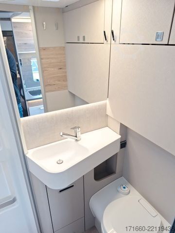Integriertes Wohnmobil HYMER/ERIBA Exsis-i Pure 580 DACHKLIMA, AUTOMATIK, NAVI+RFK