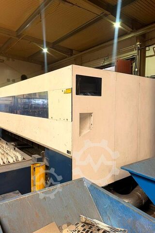 Máquina de corte por láser TRUMPF TruLaser 3040
