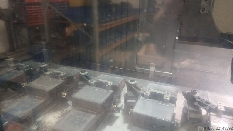 CNC 5-Achs Vertikal-Bearbeitungszentrum Mazak VTC-800/30SR