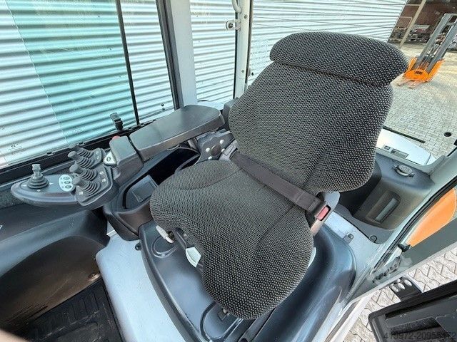 Električni viljuškar za 4 točka Still RX60-80 LSP900