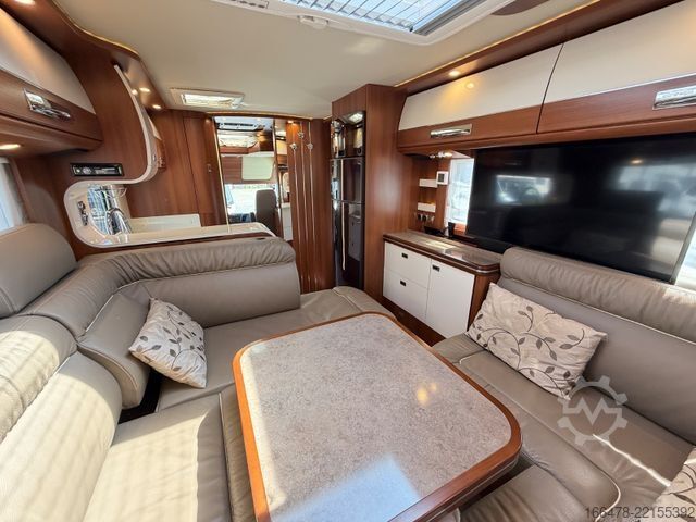 Integrált lakóautó CARTHAGO Liner For Two 53 Iveco *Rundsitzgruppe-Hubbett*