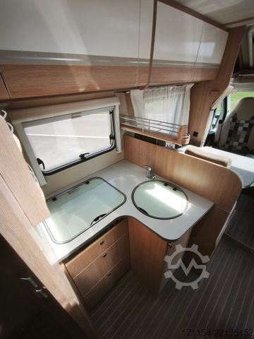 Polointegrovaný obytný vůz SUNLIGHT T 68, SAT, Navi, RFK, Klima