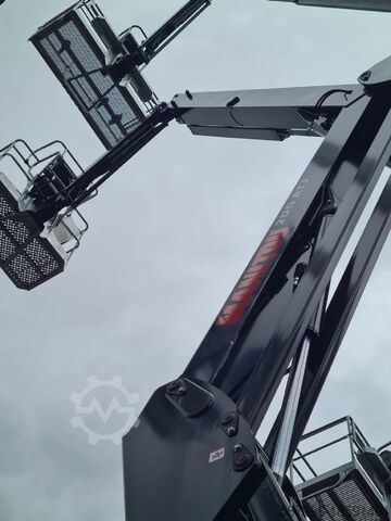 Mafsallı teleskopik platform Manitou 200ATJe