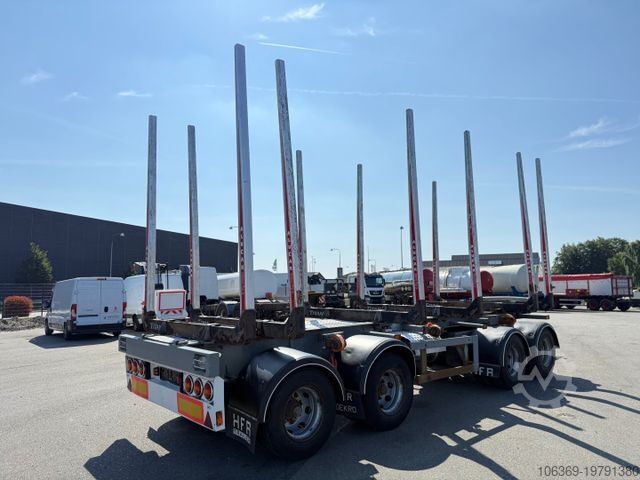 Log trailer HFR 30 t. 4 axles Timber / Wood / Holz transport
