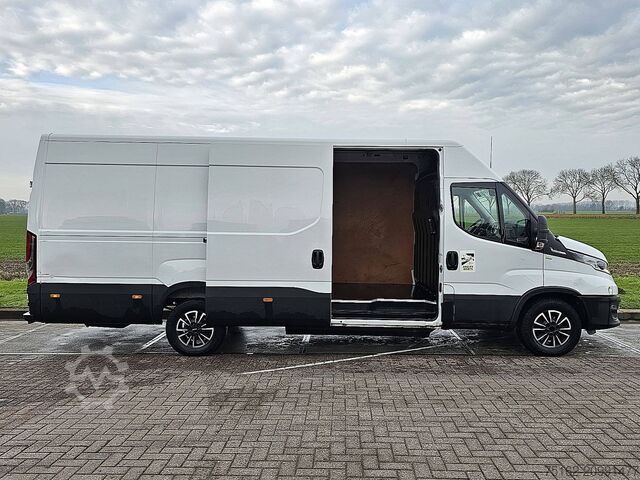 Kombi med högt tak IVECO DAILY 35 S 14 NV 3.0 AUT. L3H2