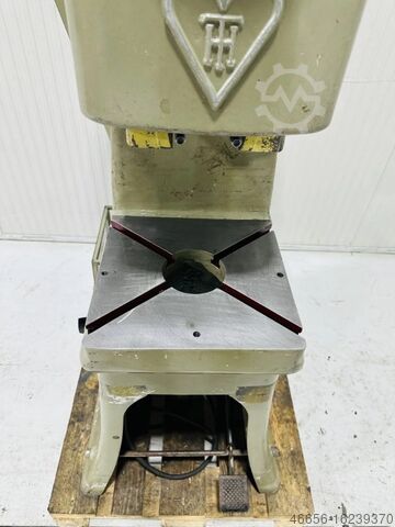 Excentrische pers ter Hart EP 25 ( 3413 )