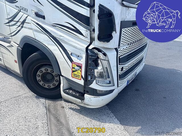 Estándar-SZM Volvo FH ENGINE DAMAGE - MOTORBESCHADIGUNG