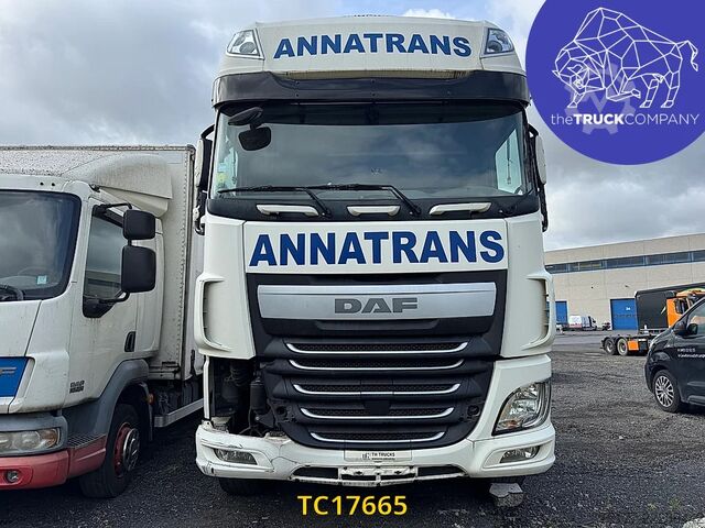 Chasis con cabina DAF XF 440