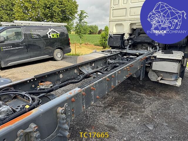 Chasis con cabina DAF XF 440