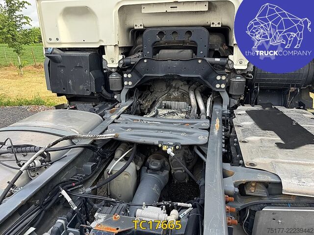 Chasis con cabina DAF XF 440