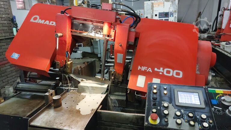 AMADA HFA 400 Fierăstrău cu bandă automat Amada HFA400