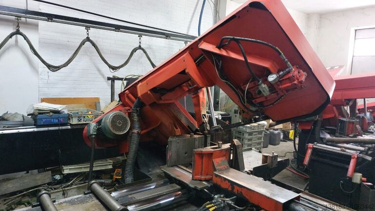 AMADA HFA 400 Fierăstrău cu bandă automat Amada HFA400
