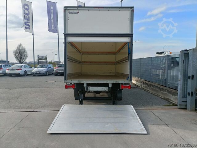 Furgon dostawczy z burtą EURO6D-TEMP Iveco Daily 35