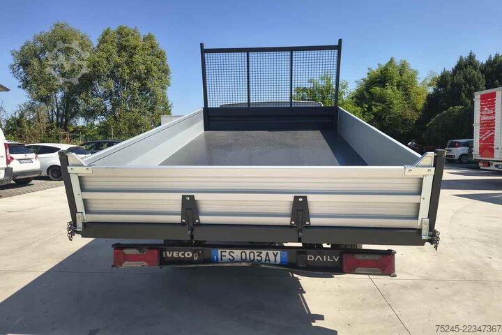 Autoutilitară basculantă Iveco DAILY 3S 12 2.3 HPI RIBALTABILE