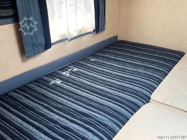 Alcove camper ADRIA Izola A 697 SL - Einzelbetten - Sat/TV - Solar -