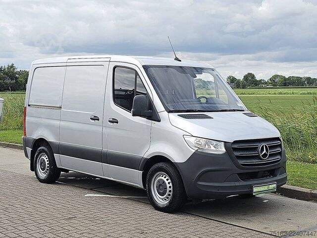 Bestelauto MERCEDES-BENZ SPRINTER 311 L1H1 2xZijdeur Mbux!