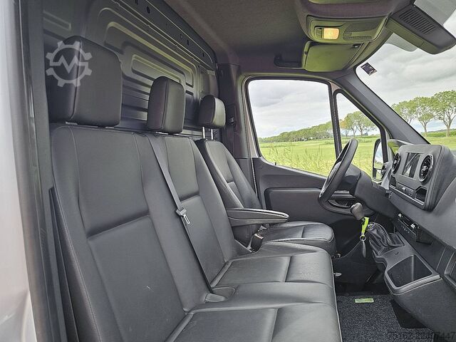 Bestelauto MERCEDES-BENZ SPRINTER 311 L1H1 2xZijdeur Mbux!
