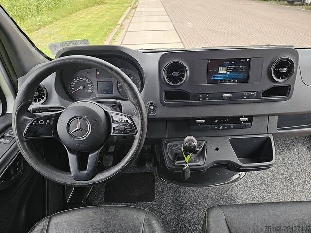 Bestelauto MERCEDES-BENZ SPRINTER 311 L1H1 2xZijdeur Mbux!