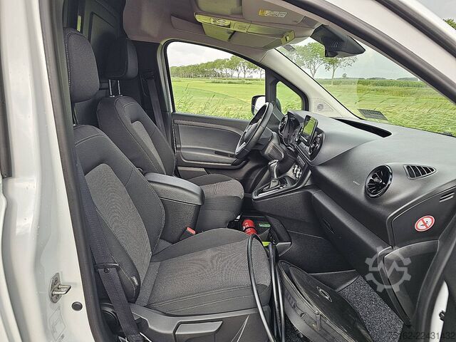 βαλίτσα MERCEDES-BENZ ECITAN 51kWh L1 290Km WLTP