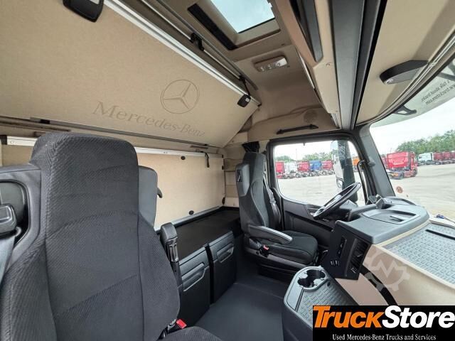 Samochód z wymienną zabudową  Actros 2548LL MULTIWECHSLER BDF