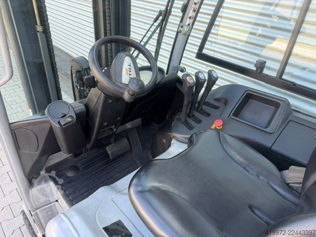 Elektrische vorkheftruck met 4 wielen Still RX60-20