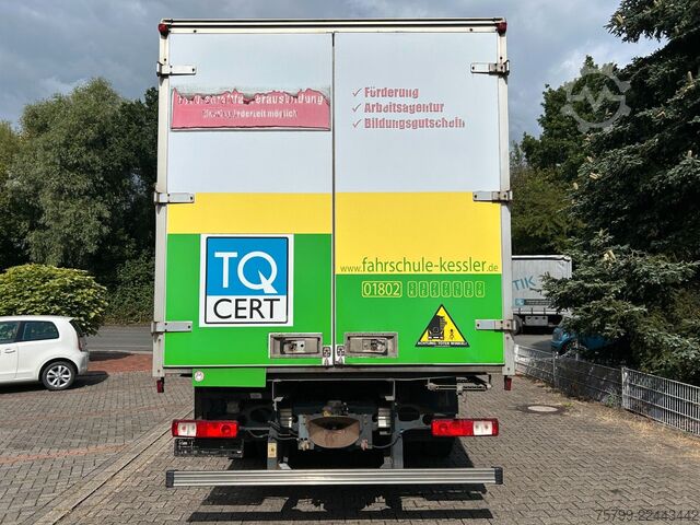 Camión caja RENAULT 330 DXI Koffer Fahrschule 4x2