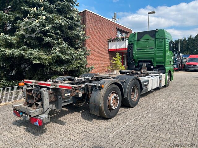 Camión con caja móvil MAN 26.440 TGX BDF mit Lift+Lenkachse 6x2