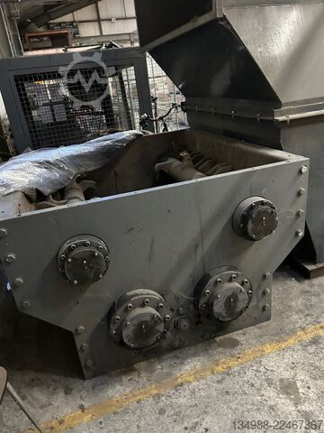 Vierwellenzerkleinerer Decoval 4-shaft shredder