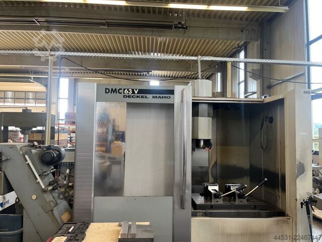 Vertikalt bearbejdningscenter Deckel Maho DMC 63 V