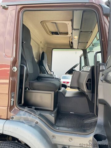 Plattewagen met zeil MAN MAN TGM 15.290 Stapleraufnahme Edscha