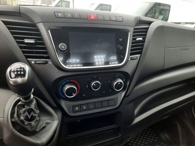 Gardinsidad skåpbil IVECO Daily 35S14Y Pritsche 3,5m / AHK / Klima