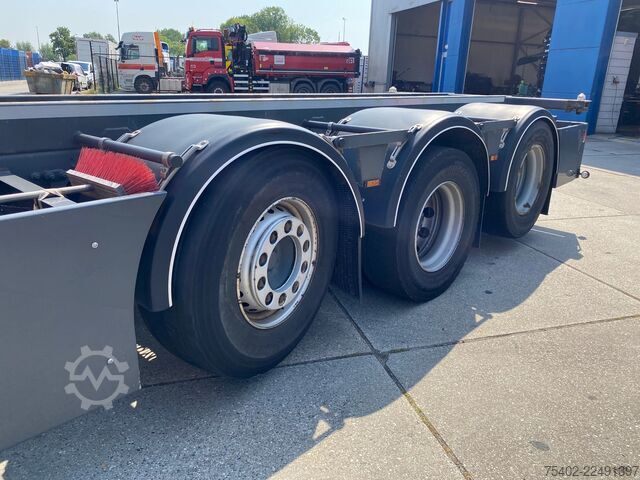Standardni SZM DAF XF 480 H4KN3 / SC / 8x2 / 20FT Container chassi...
