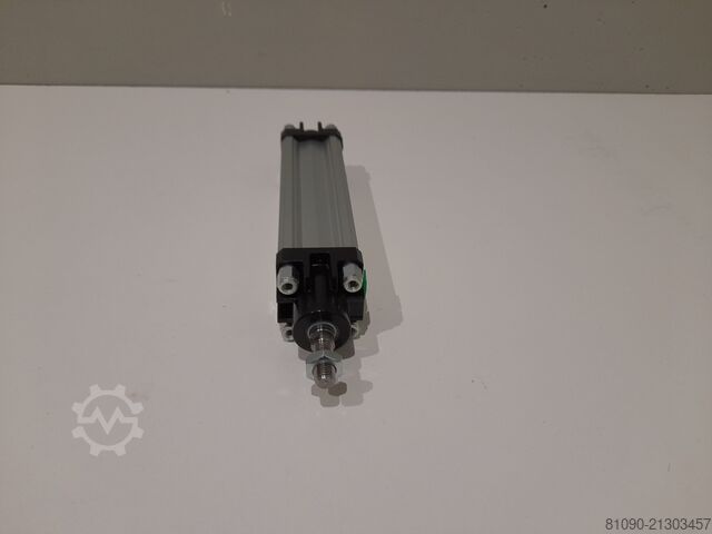 Máquina de flangear BIESSE 2420A0716