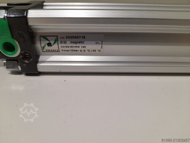 Máquina de flangear BIESSE 2420A0716