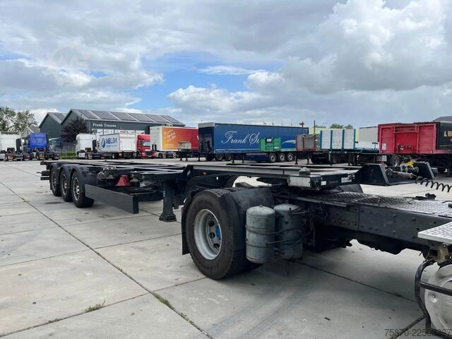 Transport af containere Kögel PORT 40 SIMPLEX 20