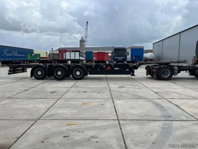 Transport af containere Kögel PORT 40 SIMPLEX 20