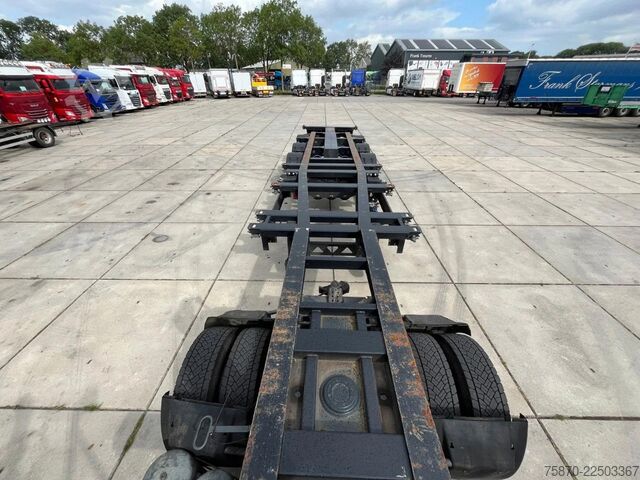 Transport af containere Kögel PORT 40 SIMPLEX 20