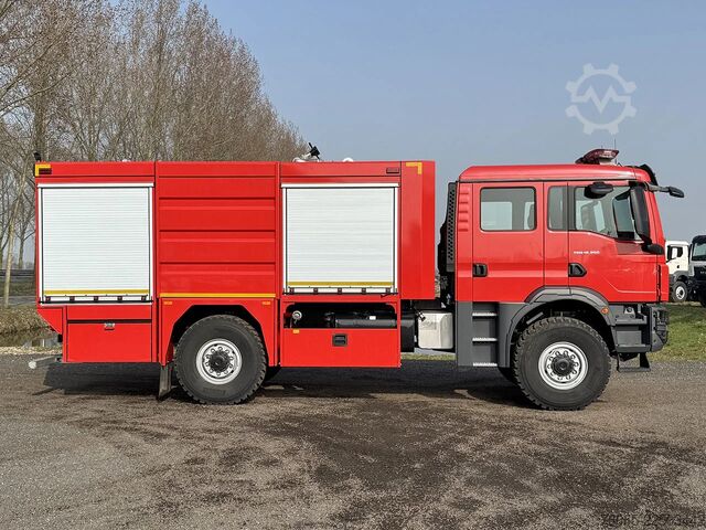 Camión de bomberos MAN TGM 18.250 BB CH Fire Fighter Truck (21 units)