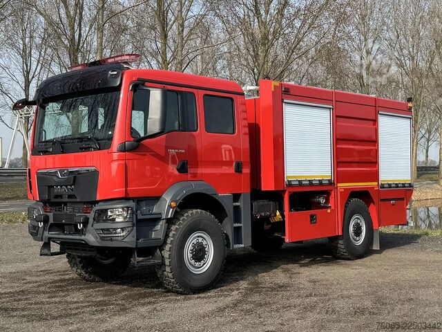 Camión de bomberos MAN TGM 18.250 BB CH Fire Fighter Truck (21 units)