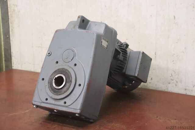 Motorreductor 3 kW 60 rpm Nord SK 3282AZ-100L/40 SK 100L/40