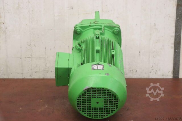 Moto-réducteur 5,5 kW 158 tr/min Nord SK 4282AZ-132 S/4 SK 132 S/4